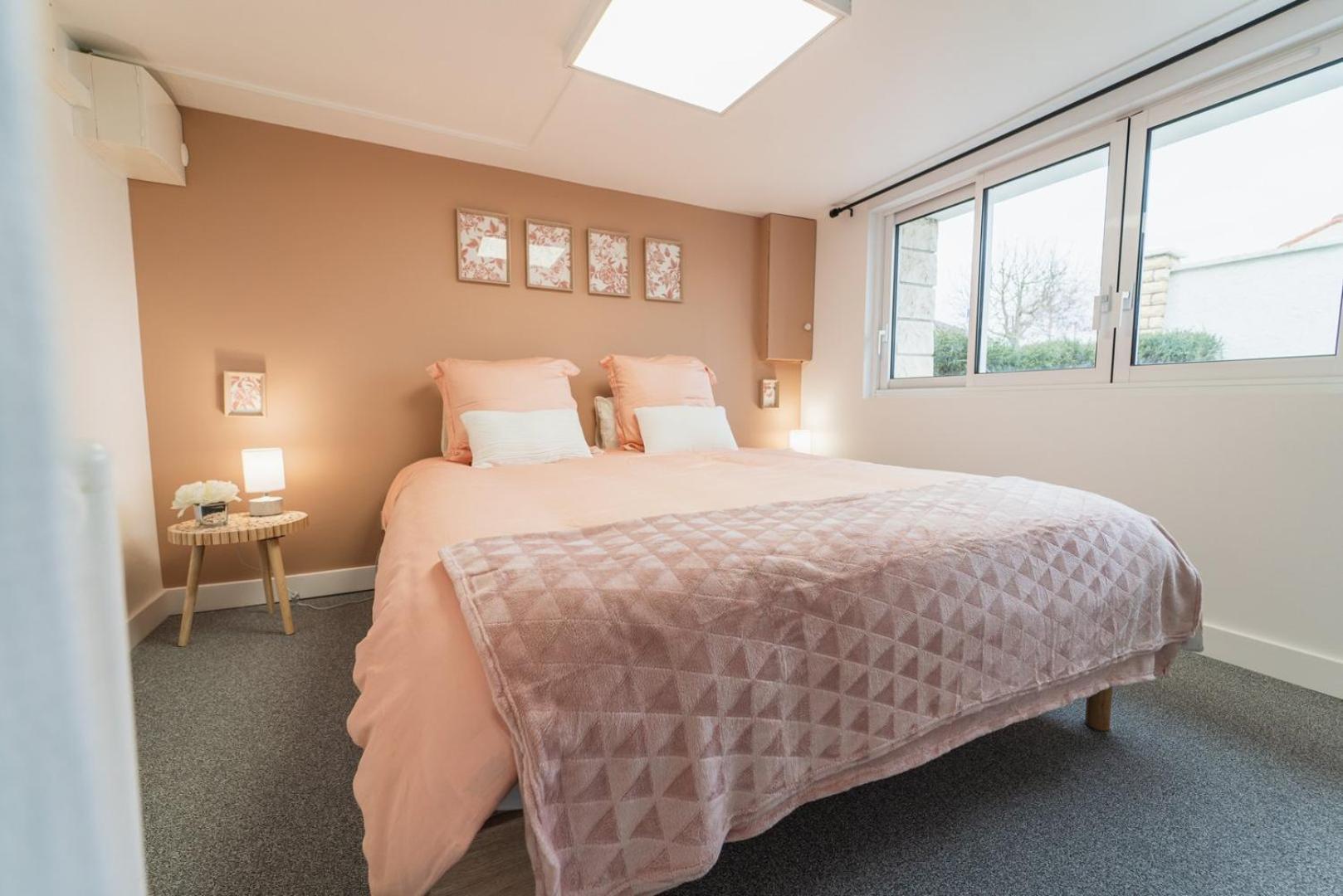 Апартаменты Le Gue Sourdeau: 150M² 5 Min From Futuroscope Чассенеуил-Ду-Поитоу Экстерьер фото