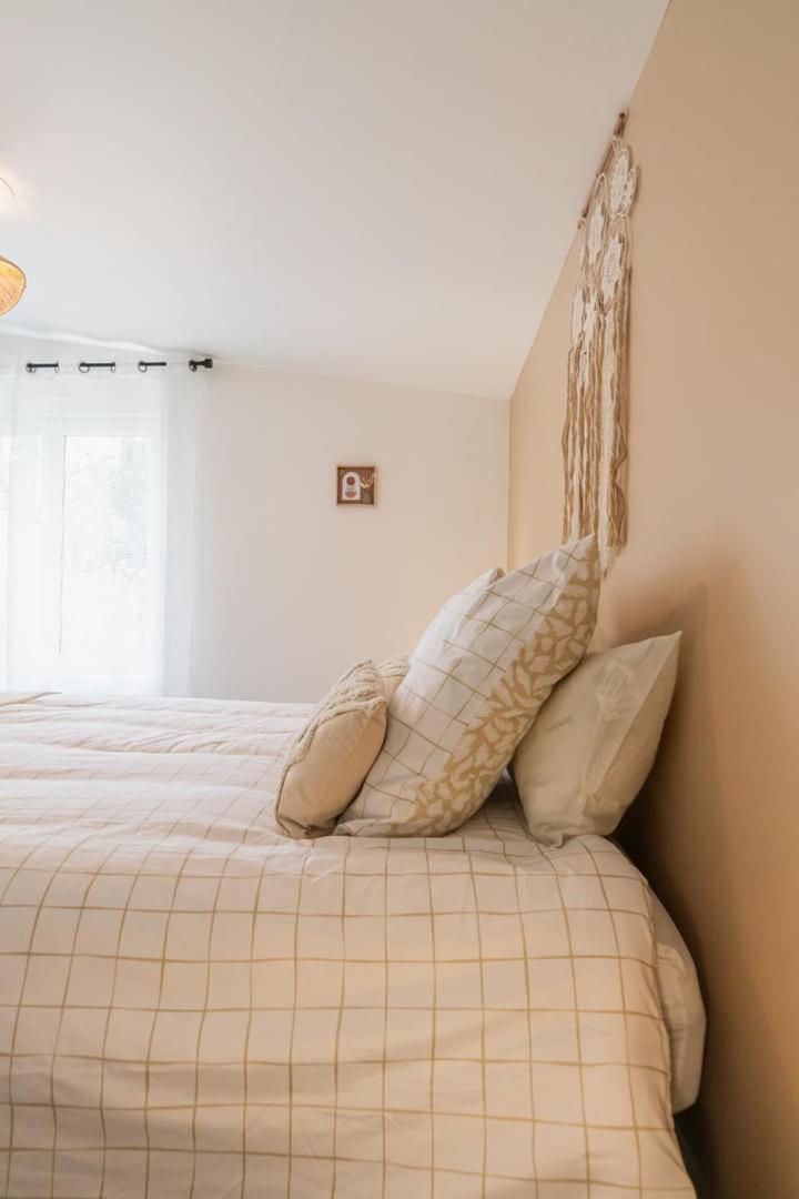Апартаменты Le Gue Sourdeau: 150M² 5 Min From Futuroscope Чассенеуил-Ду-Поитоу Экстерьер фото